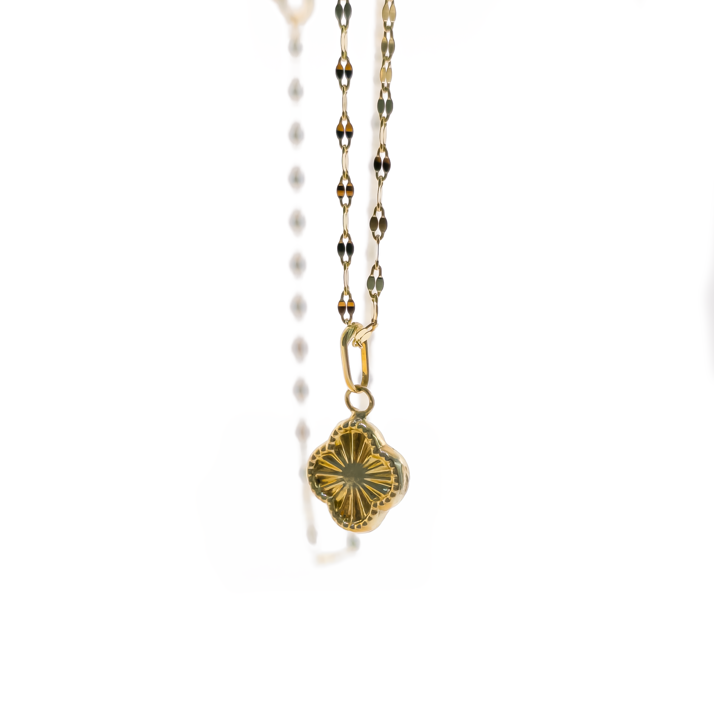 Cadena Crispeta 45cm con Dije Trébol