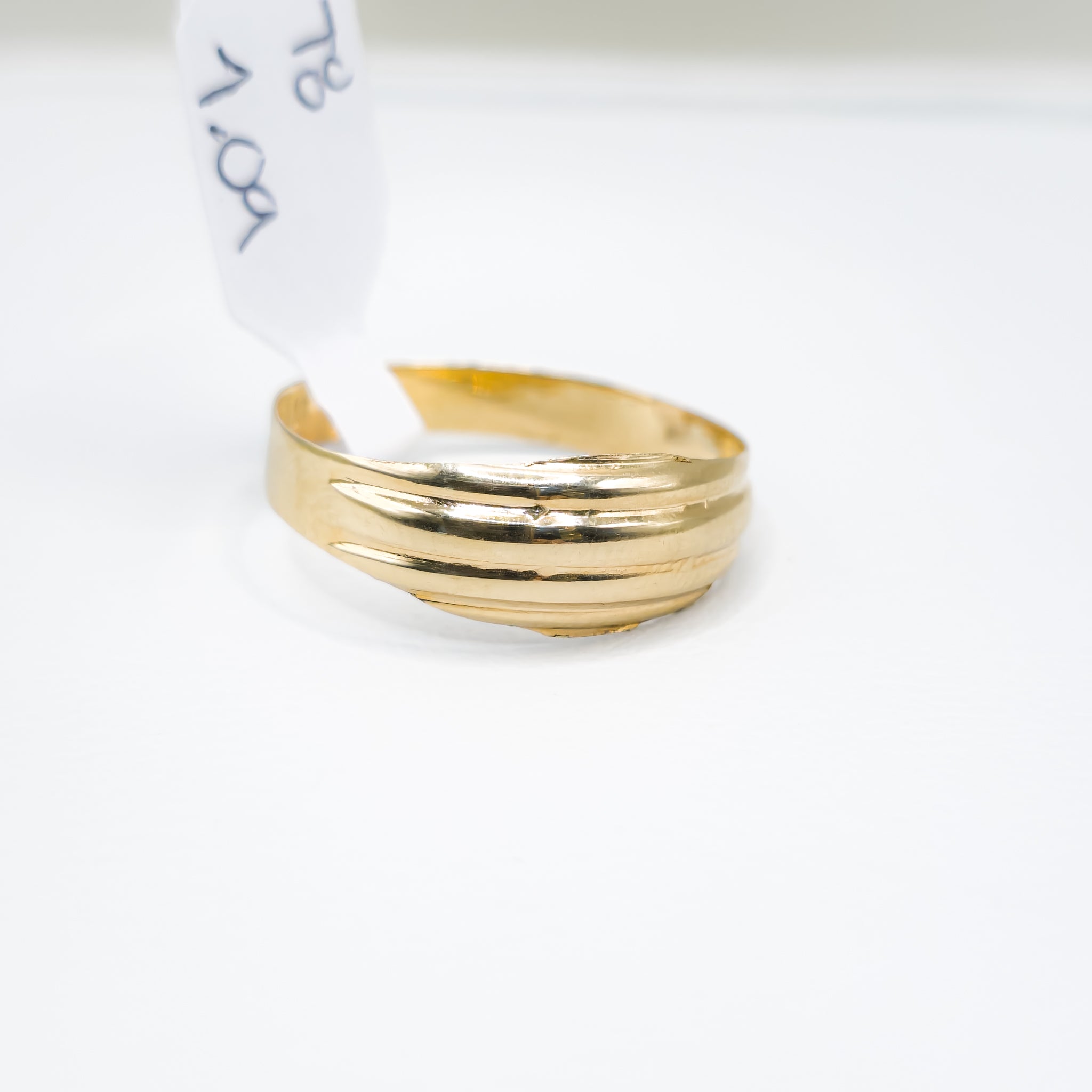 Anillo Talla 8 - 1.09gr