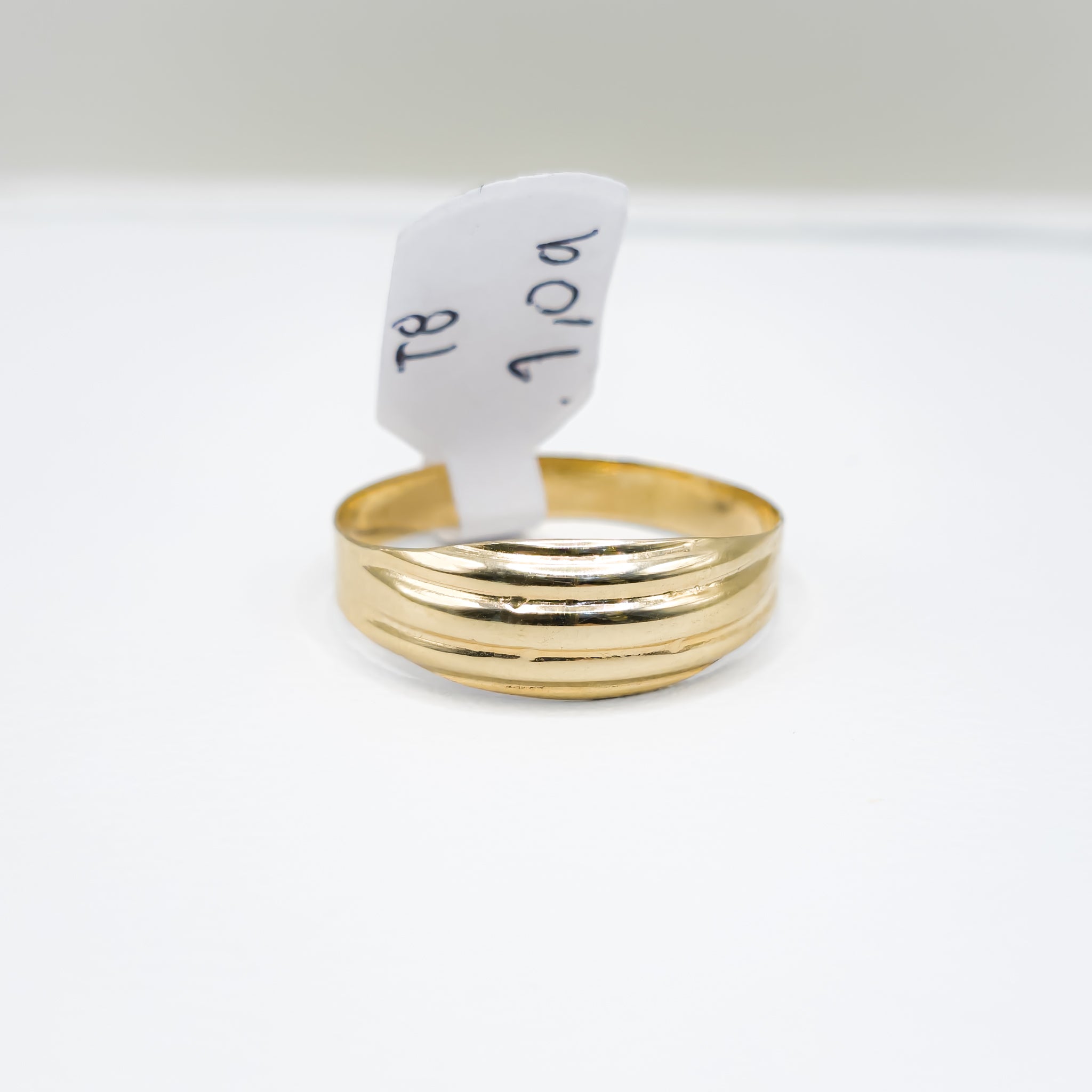 Anillo Talla 8 - 1.09gr